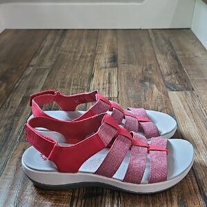 Clarks Comfortable Women's‎ Red & Gray Wedge Heel Sandals. Size 10